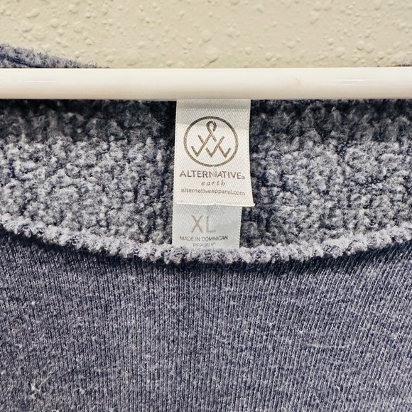 Alternative Earth Blue Striped Sleeve Sweatshirt Pullover Women's‎ XL -sporty - Picture 3 of 12